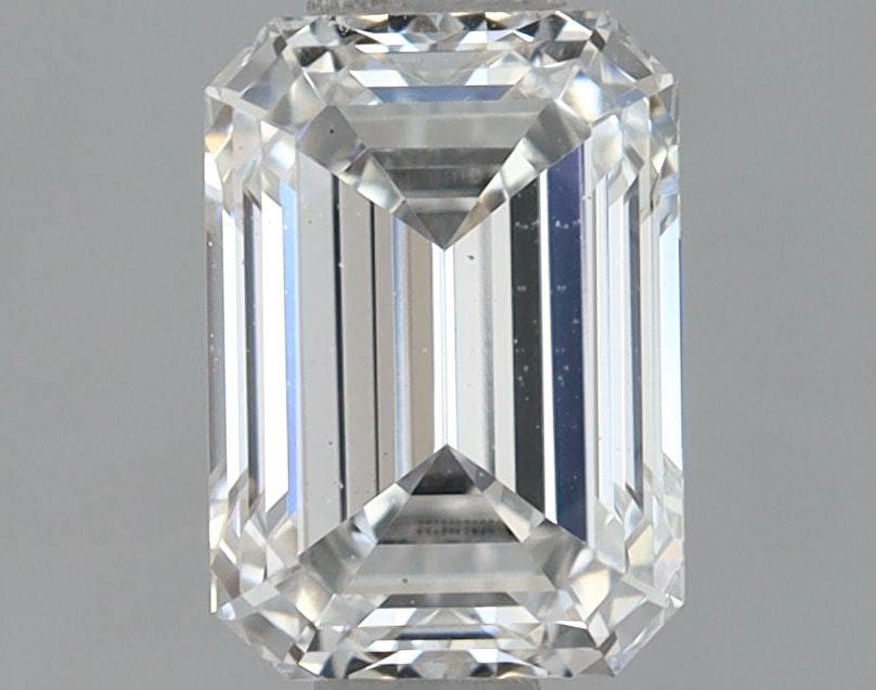 Loose Diamond - EMERALD 0.87ct F VS1: Loose Diamond - EMERALD 0.87ct F VS1 Source: This is a real non-mined Diamond that has been grown in a lab Shape: EMERALD Carats: 0.87 Color: F Clarity: VS1 Certification: IGI Video: