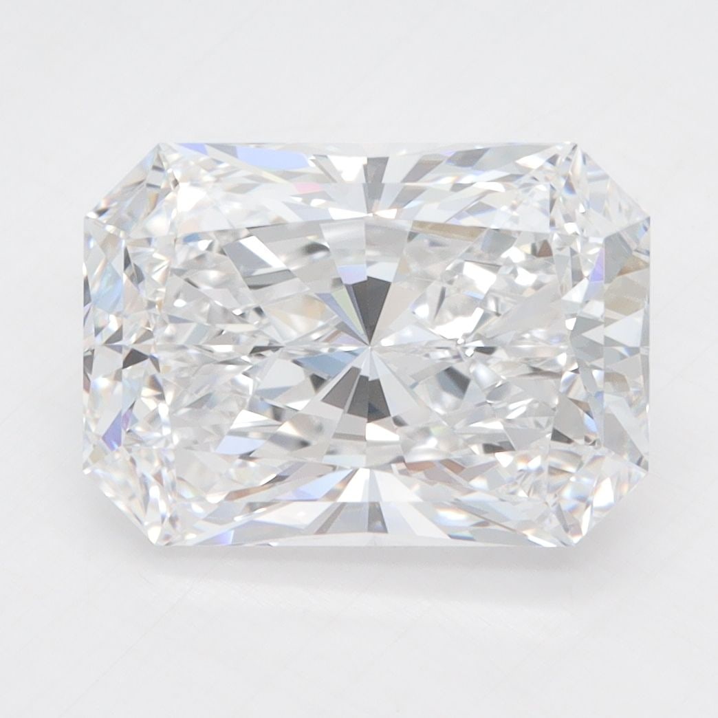 Loose Diamond - RADIANT 4.09ct D IF: Loose Diamond - RADIANT 4.09ct D IF Source: This is a real non-mined Diamond that has been grown in a lab Shape: RADIANT Carats: 4.09 Color: D Clarity: IF Certification: IGI Video: