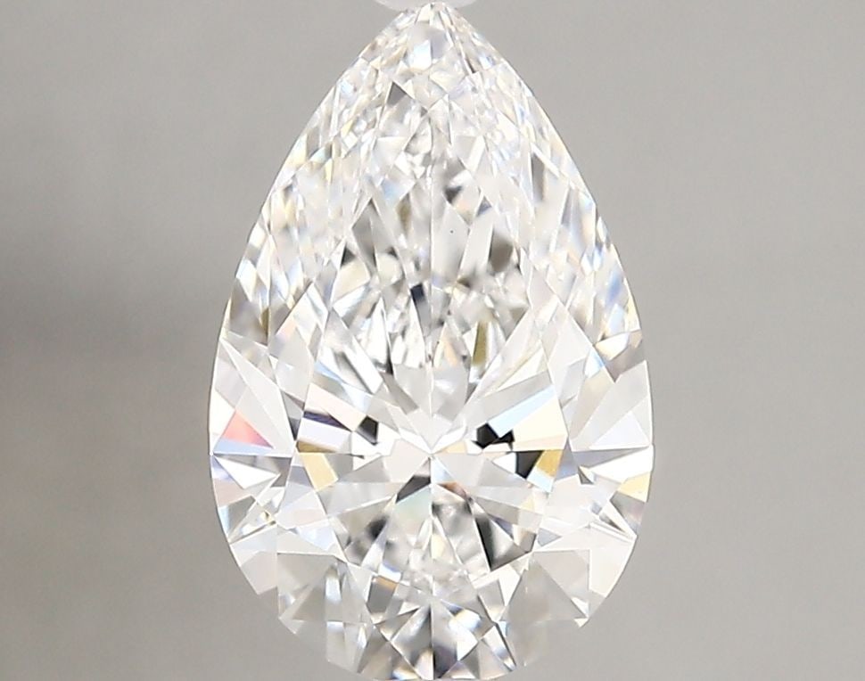 Loose Diamond - PEAR 2.01ct D VVS2: Loose Diamond - PEAR 2.01ct D VVS2 Source: This is a real non-mined Diamond that has been grown in a lab Shape: PEAR Carats: 2.01 Color: D Clarity: VVS2 Certification: IGI Video: