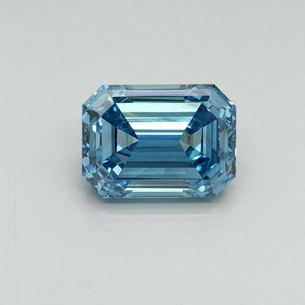 Loose Diamond - EMERALD 1.03ct Fancy Vivid Blue VS1: Loose Diamond - EMERALD 1.03ct Fancy Vivid Blue VS1 Source: This is a real non-mined Diamond that has been grown in a lab Shape: EMERALD Carats: 1.03 Color: Fancy Vivid Blue Certification: IGI Video: