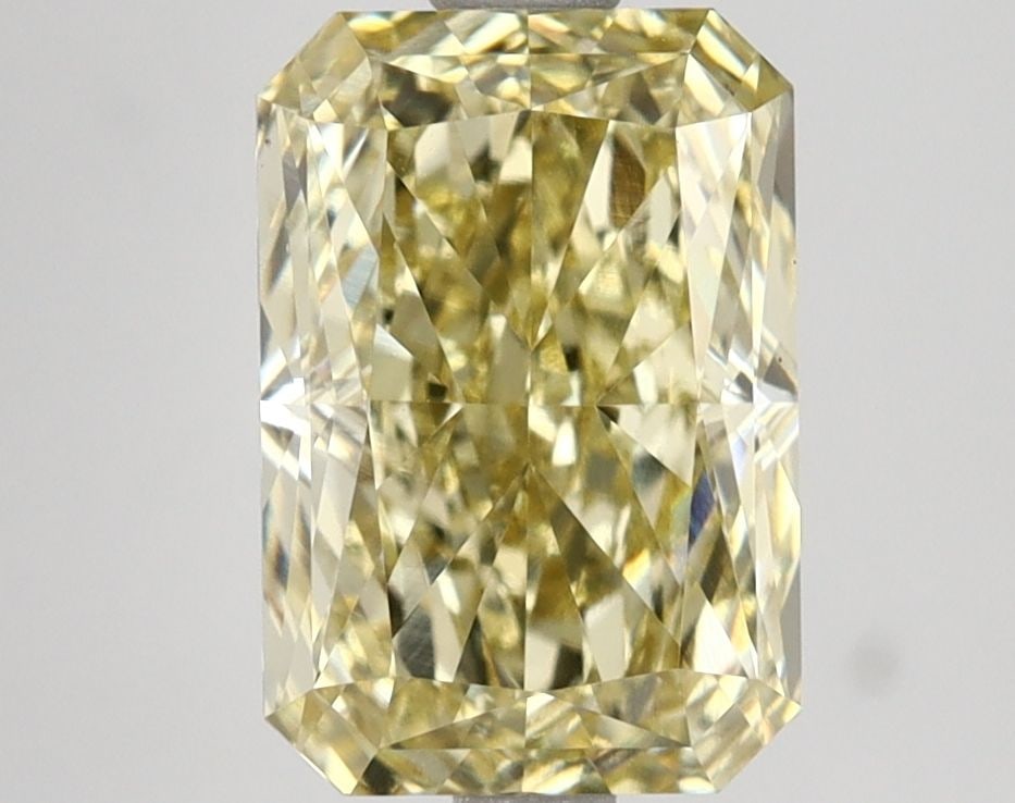 Loose Diamond - RADIANT 3.04ct Fancy Intense Yellow VS1: Loose Diamond - RADIANT 3.04ct Fancy Intense Yellow VS1 Source: This is a real non-mined Diamond that has been grown in a lab Shape: RADIANT Carats: 3.04 Color: Fancy Intense Yellow Certification: IGI
