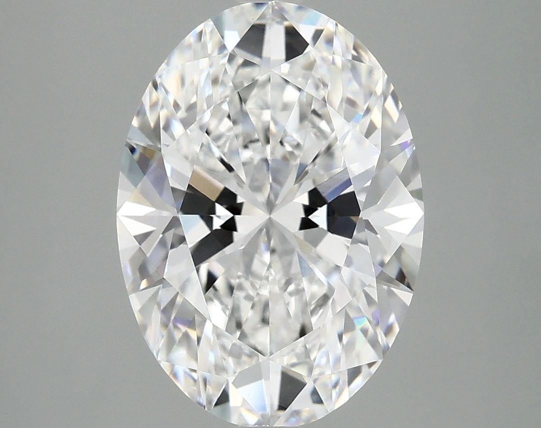 Loose Diamond - OVAL 4.09ct E VVS2: Loose Diamond - OVAL 4.09ct E VVS2 Source: This is a real non-mined Diamond that has been grown in a lab Shape: OVAL Carats: 4.09 Color: E Clarity: VVS2 Certification: IGI Video: