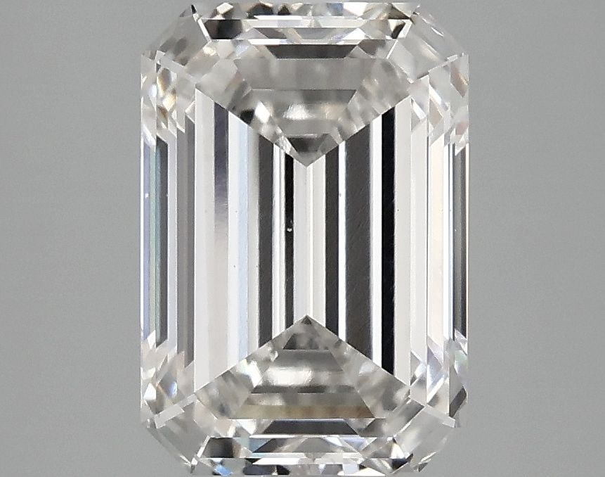 Loose Diamond - EMERALD 3.1ct G VS1: Loose Diamond - EMERALD 3.1ct G VS1 Source: This is a real non-mined Diamond that has been grown in a lab Shape: EMERALD Carats: 3.1 Color: G Clarity: VS1 Certification: IGI Video: