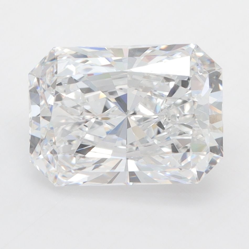 Loose Diamond - RADIANT 3.09ct D VVS1: Loose Diamond - RADIANT 3.09ct D VVS1 Source: This is a real non-mined Diamond that has been grown in a lab Shape: RADIANT Carats: 3.09 Color: D Clarity: VVS1 Certification: GIA Video: