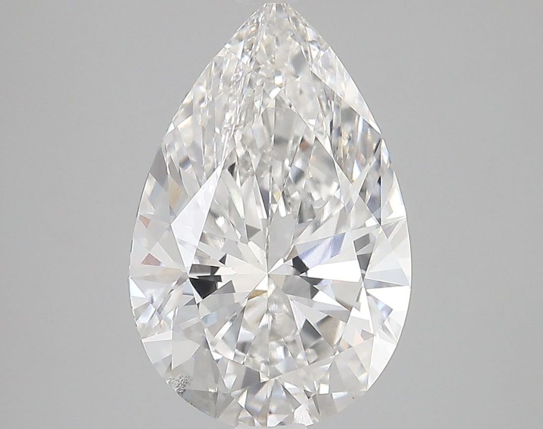 Loose Diamond - PEAR 4.36ct F VS2: Loose Diamond - PEAR 4.36ct F VS2 Source: This is a real non-mined Diamond that has been grown in a lab Shape: PEAR Carats: 4.36 Color: F Clarity: VS2 Certification: IGI Video: