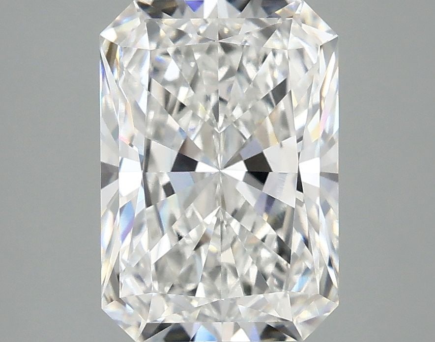 Loose Diamond - RADIANT 3.1ct E VS1: Loose Diamond - RADIANT 3.1ct E VS1 Source: This is a real non-mined Diamond that has been grown in a lab Shape: RADIANT Carats: 3.1 Color: E Clarity: VS1 Certification: IGI Video: