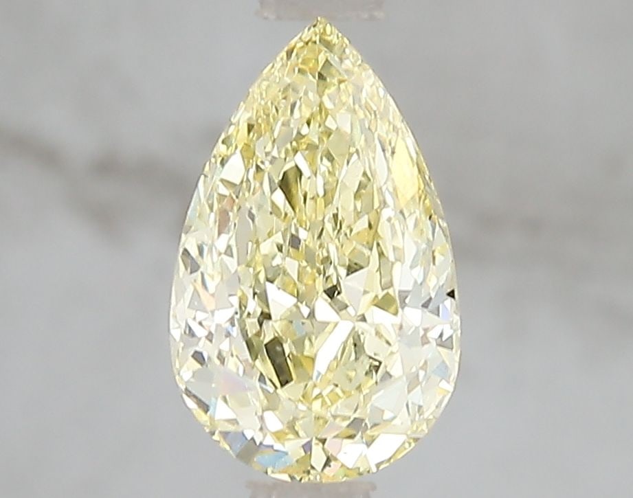 Loose Diamond - PEAR 1.57ct Fancy Intense Yellow VS2: Loose Diamond - PEAR 1.57ct Fancy Intense Yellow VS2 Source: This is a real non-mined Diamond that has been grown in a lab Shape: PEAR Carats: 1.57 Color: Fancy Intense Yellow Certification: IGI Video