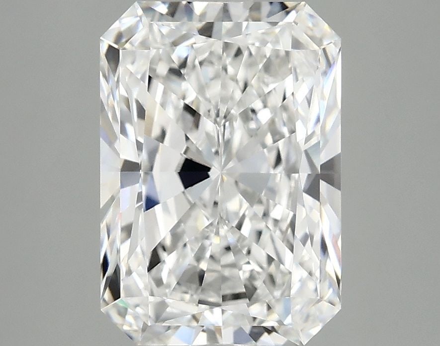 Loose Diamond - RADIANT 3.04ct E VVS2: Loose Diamond - RADIANT 3.04ct E VVS2 Source: This is a real non-mined Diamond that has been grown in a lab Shape: RADIANT Carats: 3.04 Color: E Clarity: VVS2 Certification: IGI Video: