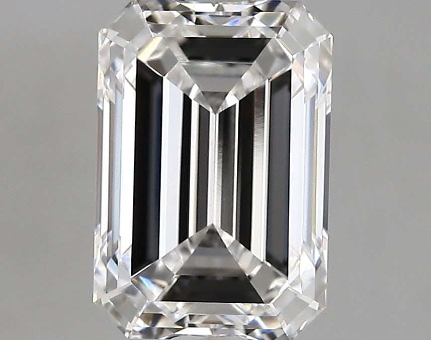 Loose Diamond - EMERALD 3.01ct E VVS2: Loose Diamond - EMERALD 3.01ct E VVS2 Source: This is a real non-mined Diamond that has been grown in a lab Shape: EMERALD Carats: 3.01 Color: E Clarity: VVS2 Certification: IGI Video: