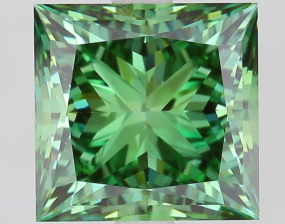Loose Diamond - PRINCESS 3.11ct Fancy Vivid Green VS1: Loose Diamond - PRINCESS 3.11ct Fancy Vivid Green VS1 Source: This is a real non-mined Diamond that has been grown in a lab Shape: PRINCESS Carats: 3.11 Color: Fancy Vivid Green Certification: IGI Vid