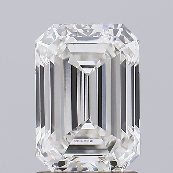 Loose Diamond - EMERALD 1.84ct G VS1: Loose Diamond - EMERALD 1.84ct G VS1 Source: This is a real non-mined Diamond that has been grown in a lab Shape: EMERALD Carats: 1.84 Color: G Clarity: VS1 Certification: IGI Video: