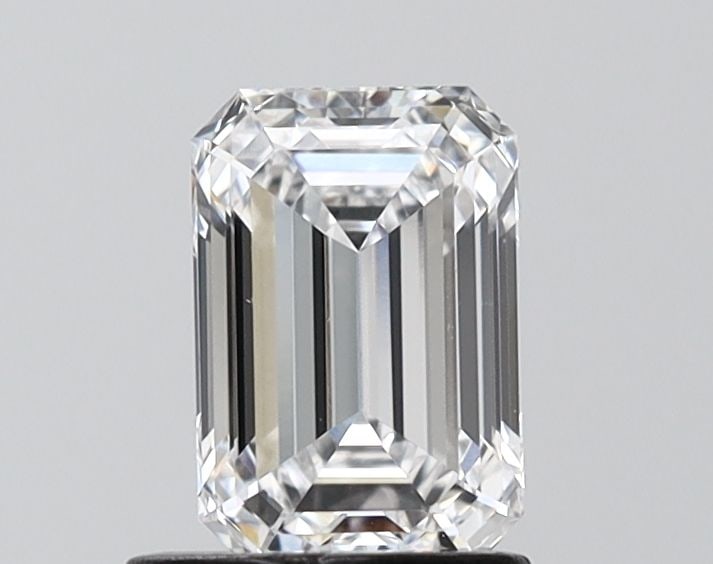 Loose Diamond - EMERALD 1.07ct D VVS2: Loose Diamond - EMERALD 1.07ct D VVS2 Source: This is a real non-mined Diamond that has been grown in a lab Shape: EMERALD Carats: 1.07 Color: D Clarity: VVS2 Certification: IGI Video: