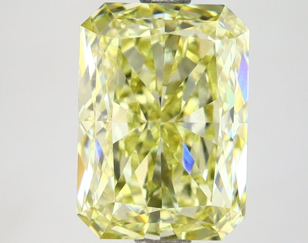 Loose Diamond - RADIANT 3.23ct Fancy Intense Yellow VVS2: Loose Diamond - RADIANT 3.23ct Fancy Intense Yellow VVS2 Source: This is a real non-mined Diamond that has been grown in a lab Shape: RADIANT Carats: 3.23 Color: Fancy Intense Yellow Certification: IG