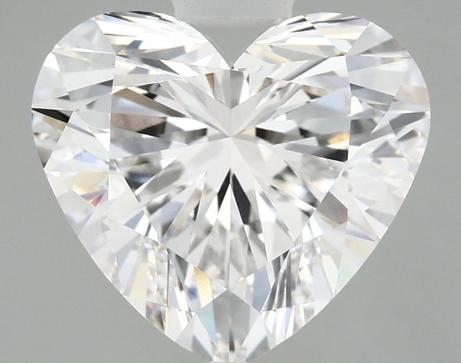 Loose Diamond - HEART 4.1ct E VS1: Loose Diamond - HEART 4.1ct E VS1 Source: This is a real non-mined Diamond that has been grown in a lab Shape: HEART Carats: 4.1 Color: E Clarity: VS1 Certification: IGI Video: