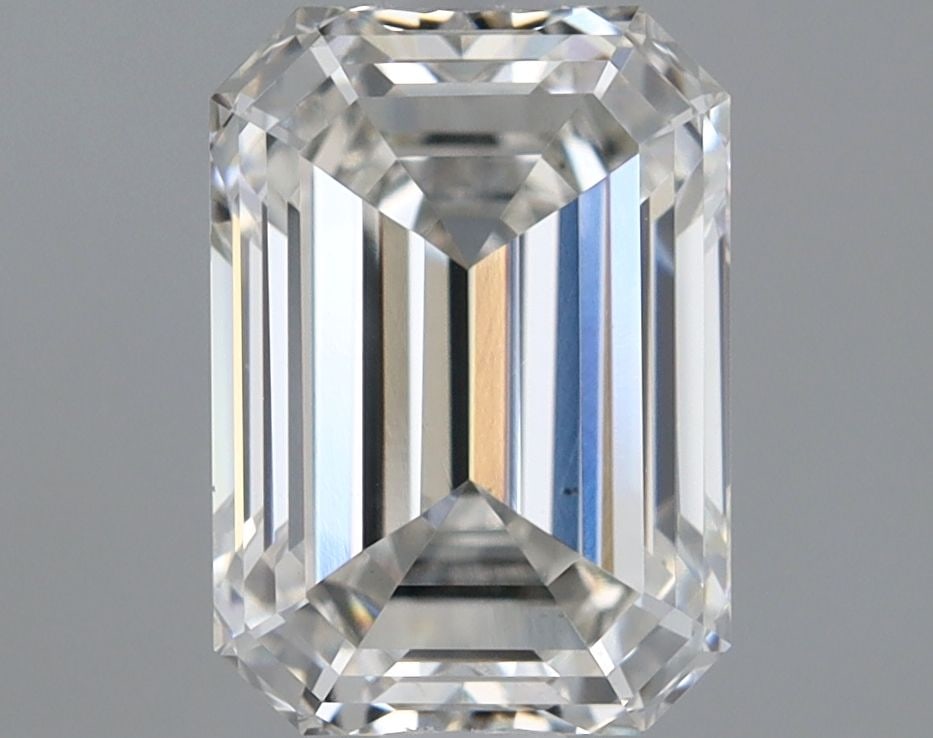 Loose Diamond - EMERALD 1.55ct H SI1: Loose Diamond - EMERALD 1.55ct H SI1 Source: This is a real non-mined Diamond that has been grown in a lab Shape: EMERALD Carats: 1.55 Color: H Clarity: SI1 Certification: IGI Video: