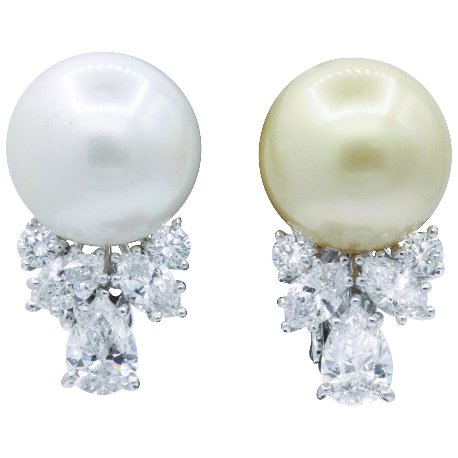 Harbor Diamonds Platinum Mismatch Earrings 1.39 Carats South Sea Pearls: Harbor Diamonds Platinum Mismatch Earrings 1.39 Carats South Sea Pearls Discover a stunning pair of contemporary mismatch earrings, expertly crafted in platinum. These earrings showcase exquisite Sout