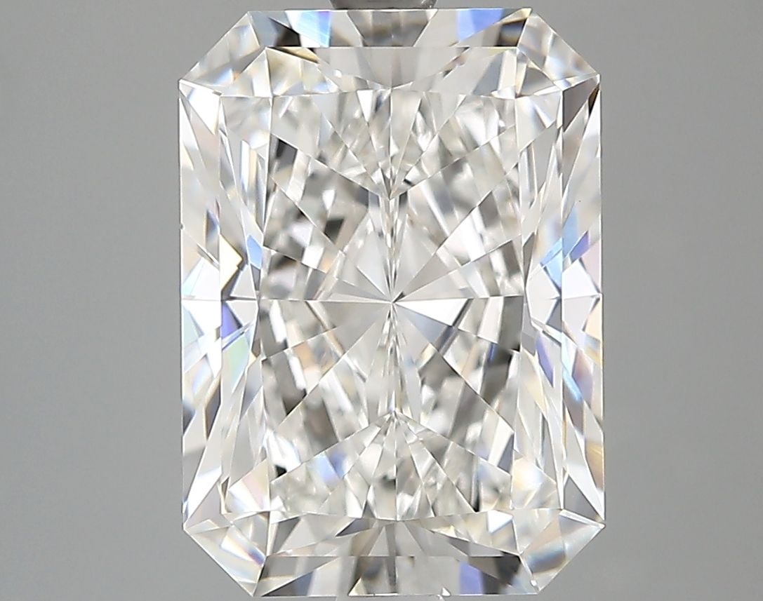 Loose Diamond - RADIANT 3.82ct F VVS2: Loose Diamond - RADIANT 3.82ct F VVS2 Source: This is a real non-mined Diamond that has been grown in a lab Shape: RADIANT Carats: 3.82 Color: F Clarity: VVS2 Certification: IGI Video: