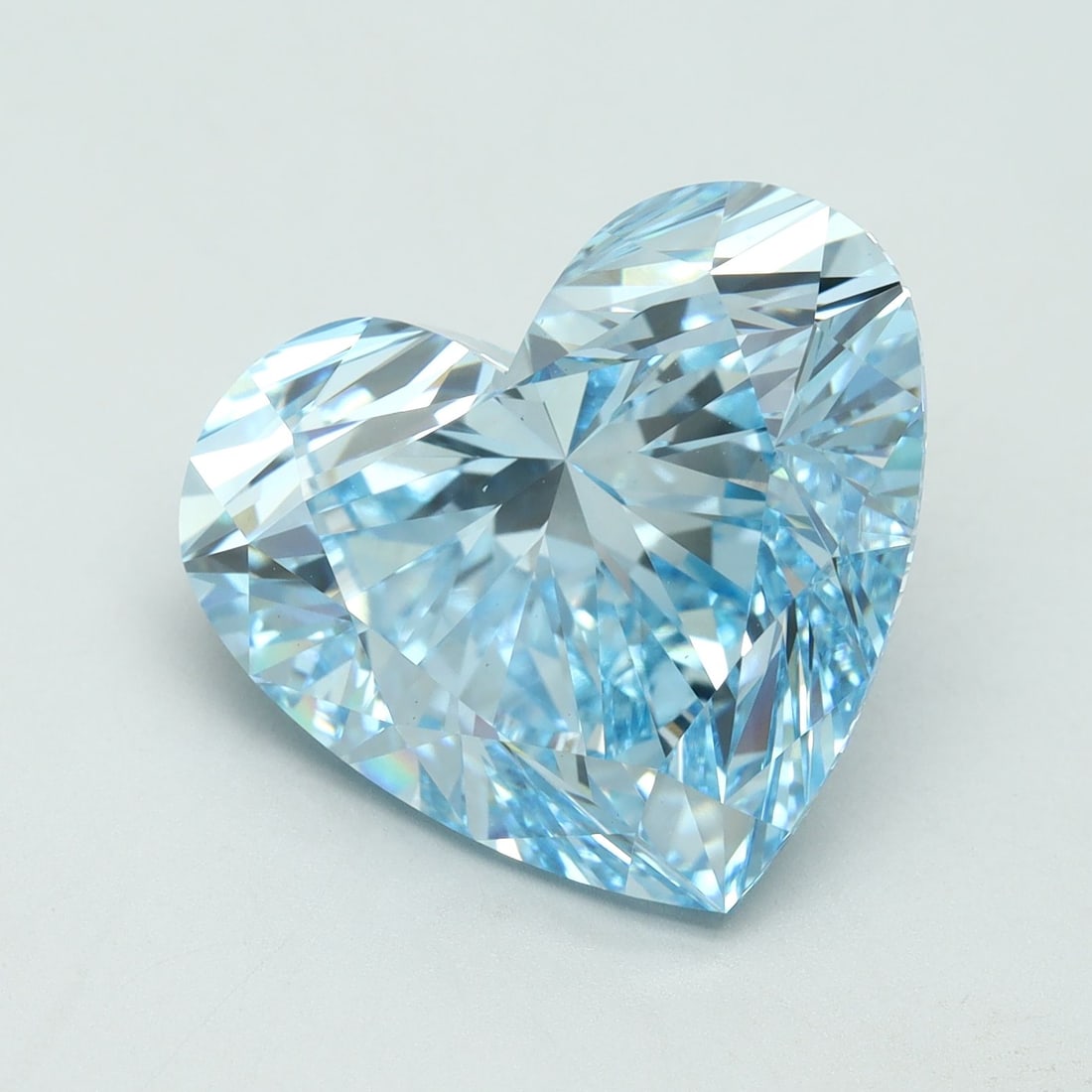 Loose Diamond - HEART 11.05ct Fancy Vivid Blue VS1: Loose Diamond - HEART 11.05ct Fancy Vivid Blue VS1 Source: This is a real non-mined Diamond that has been grown in a lab Shape: HEART Carats: 11.05 Color: Fancy Vivid Blue Certification: IGI Video: