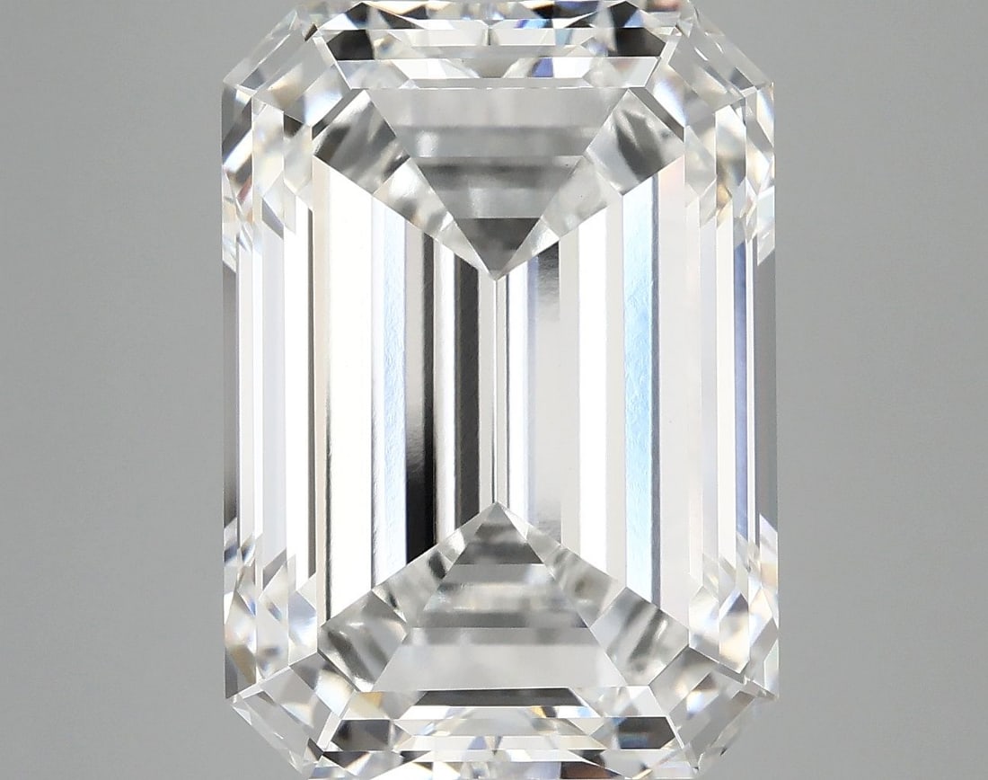 Loose Diamond - EMERALD 10.09ct F VVS2: Loose Diamond - EMERALD 10.09ct F VVS2 Source: This is a real non-mined Diamond that has been grown in a lab Shape: EMERALD Carats: 10.09 Color: F Clarity: VVS2 Certification: IGI Video: