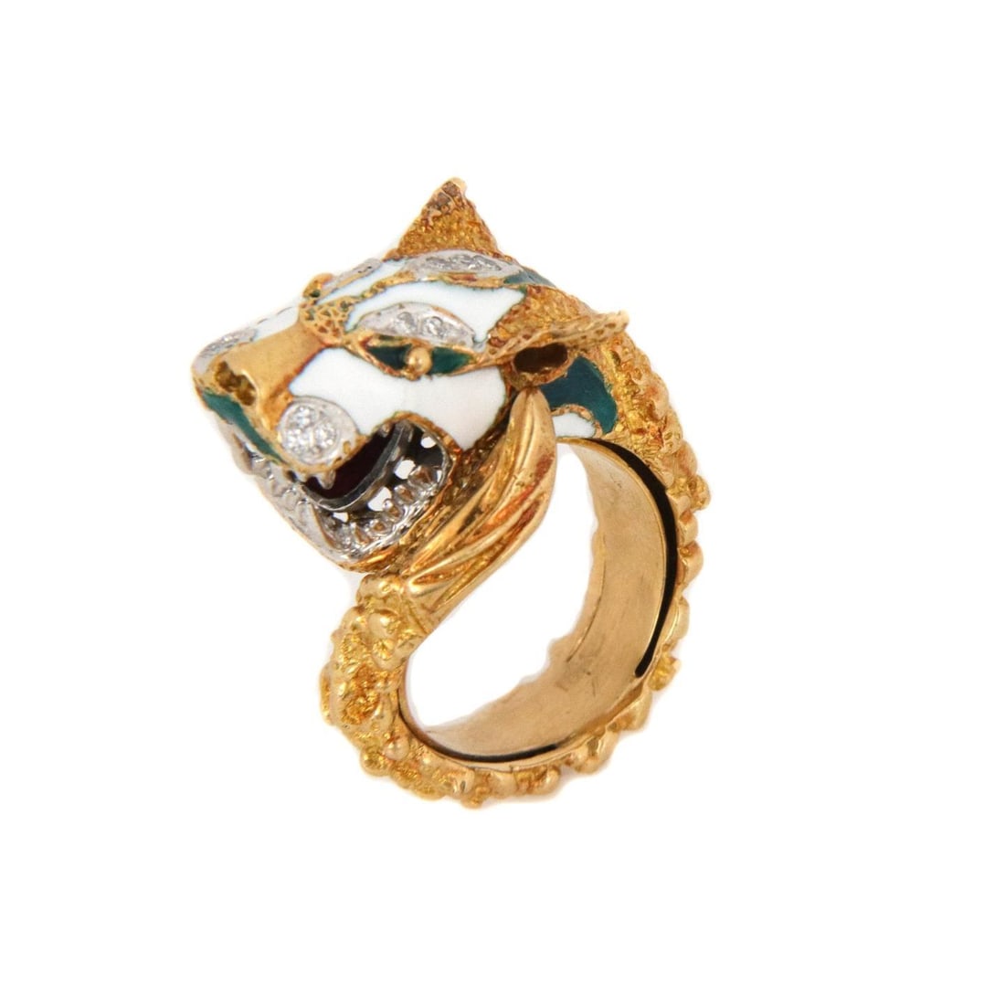 Vintage 18k Gold Diamond Enamel Dog Wolf Head Bypass Ring Size 6.5: Vintage 18k Gold Diamond Enamel Dog Wolf Head Bypass Ring Size 6.5 This striking vintage ring features a detailed dog or wolf head design, expertly crafted from 18k yellow and white gold. The ring sho