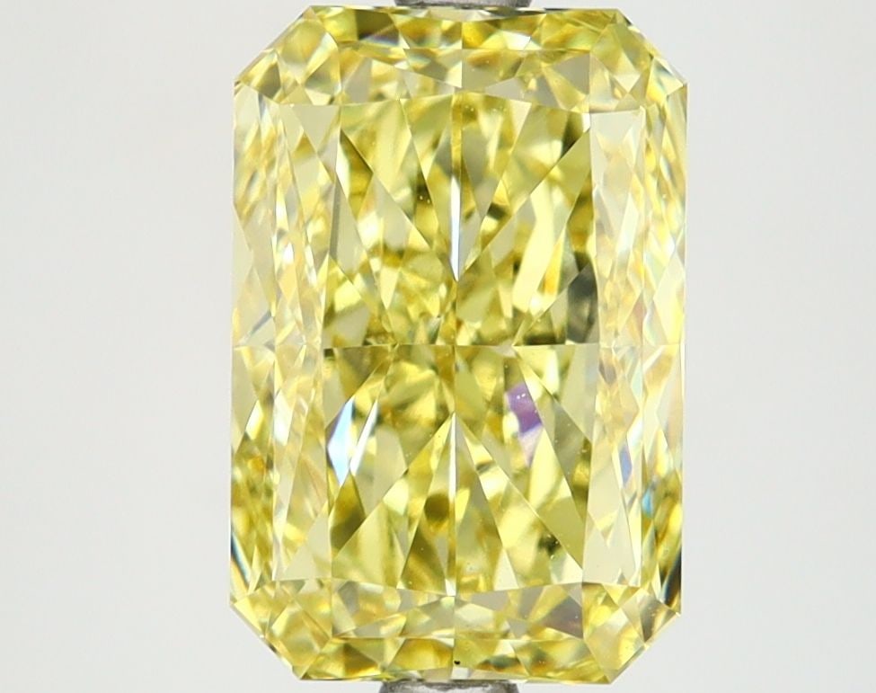 Loose Diamond - RADIANT 3.19ct Fancy Vivid Yellow VVS2: Loose Diamond - RADIANT 3.19ct Fancy Vivid Yellow VVS2 Source: This is a real non-mined Diamond that has been grown in a lab Shape: RADIANT Carats: 3.19 Color: Fancy Vivid Yellow Certification: IGI Vi