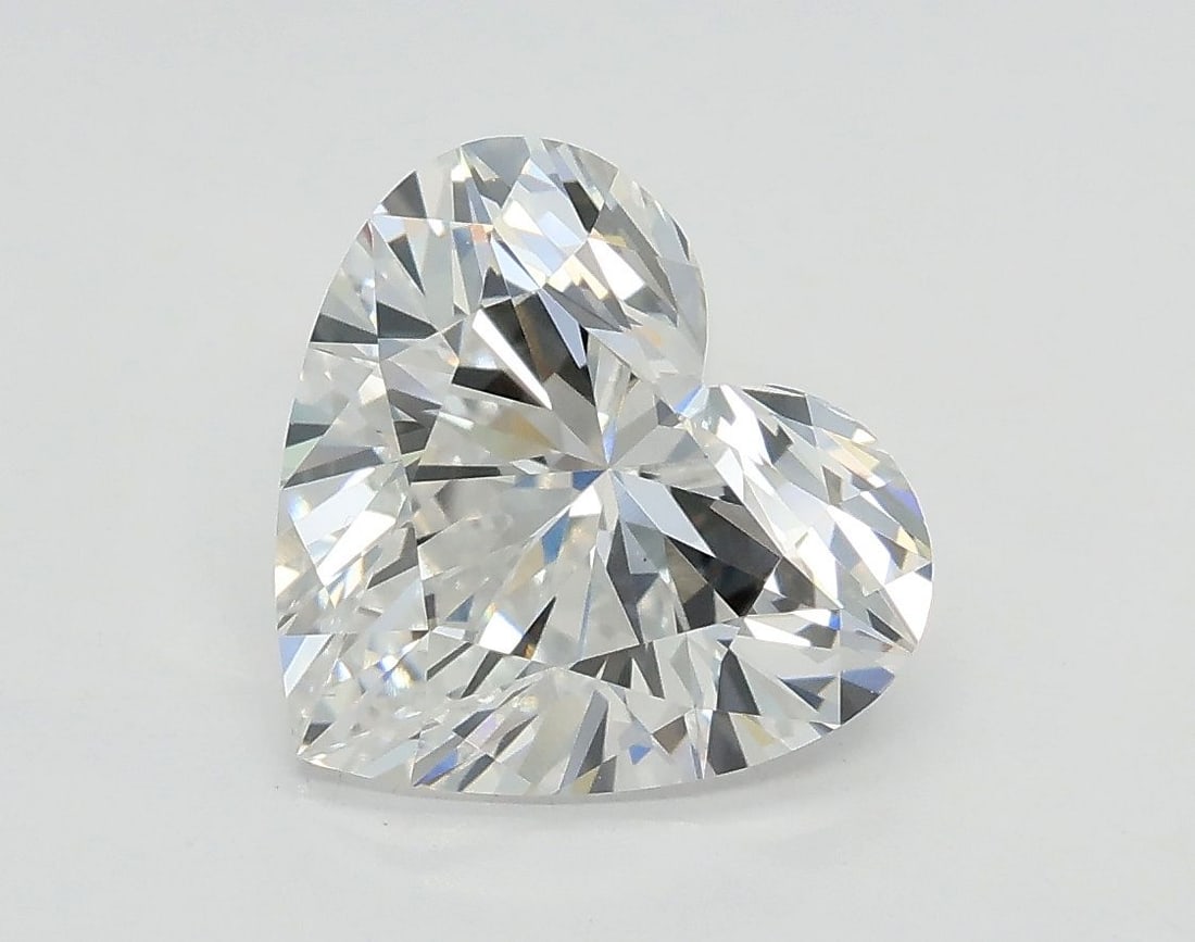Loose Diamond - HEART 2.08ct E VS2: Loose Diamond - HEART 2.08ct E VS2 Source: This is a real non-mined Diamond that has been grown in a lab Shape: HEART Carats: 2.08 Color: E Clarity: VS2 Certification: GIA Video: