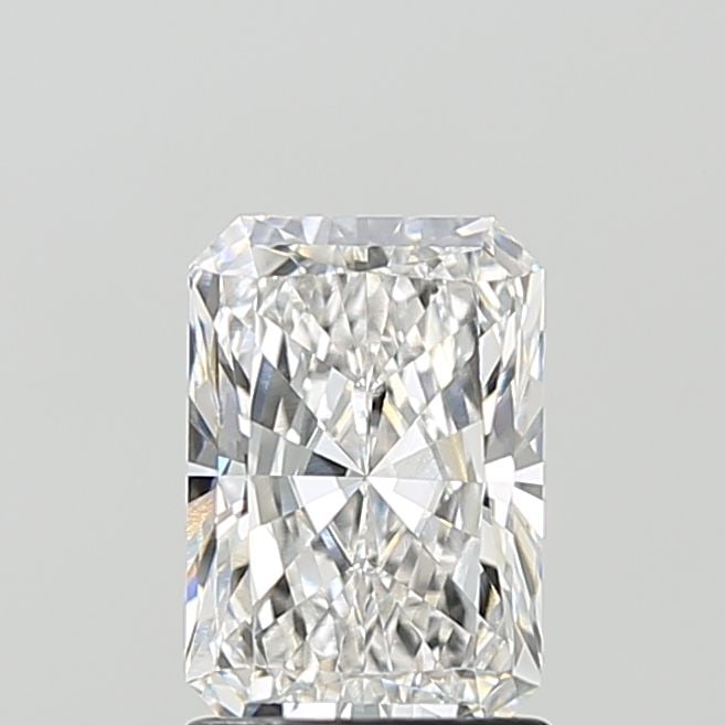 Loose Diamond - RADIANT 1.57ct E VVS2: Loose Diamond - RADIANT 1.57ct E VVS2 Source: This is a real non-mined Diamond that has been grown in a lab Shape: RADIANT Carats: 1.57 Color: E Clarity: VVS2 Certification: IGI Video: