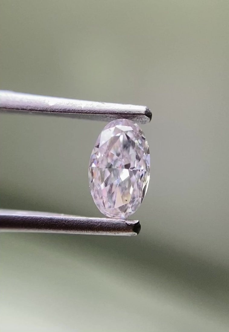 Loose Diamond - OVAL 0.25ct Faint Pink SI1: Loose Diamond - OVAL 0.25ct Faint Pink SI1 Source: Natural Shape: OVAL Carats: 0.25 Color: Faint Pink Certification: GIA Video: