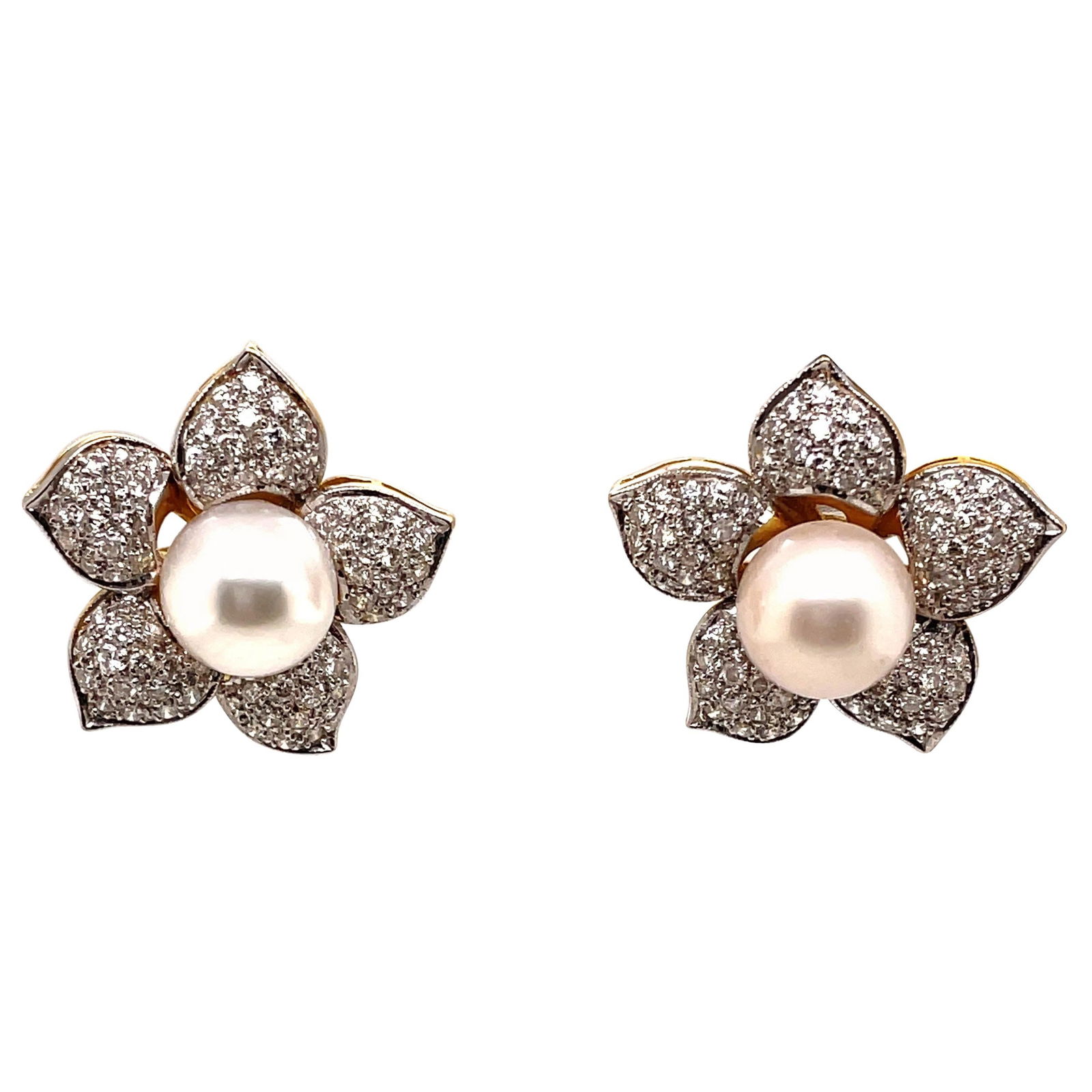2ct Floral Diamond Pearl Stud Earrings in White Yellow Gold: 2ct Floral Diamond Pearl Stud Earrings in White Yellow Gold Enhance your elegance with these stunning floral stud earrings, featuring a beautiful combination of diamonds and pearls set in white and ye