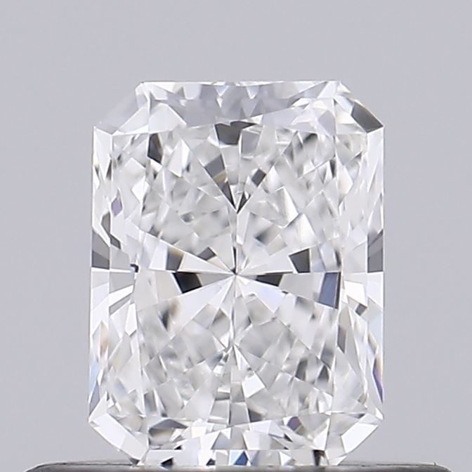 Loose Diamond - RADIANT 0.47ct E VVS1: Loose Diamond - RADIANT 0.47ct E VVS1 Source: This is a real non-mined Diamond that has been grown in a lab Shape: RADIANT Carats: 0.47 Color: E Clarity: VVS1 Certification: IGI Video: Video Link 