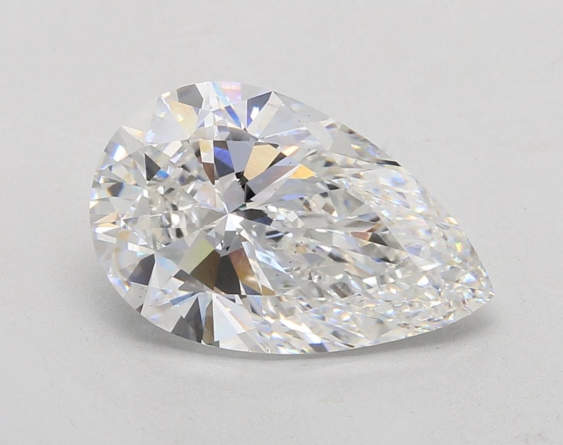 Loose Diamond - PEAR 5.06ct E VS2: Loose Diamond - PEAR 5.06ct E VS2 Source: This is a real non-mined Diamond that has been grown in a lab Shape: PEAR Carats: 5.06 Color: E Clarity: VS2 Certification: IGI Video: