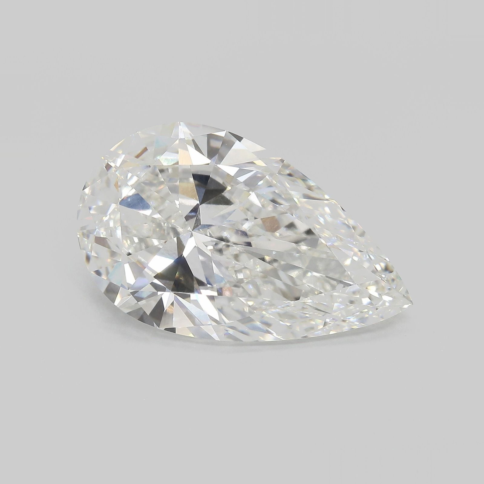 Loose Diamond - PEAR 14.45ct F VS1: Loose Diamond - PEAR 14.45ct F VS1 Source: This is a real non-mined Diamond that has been grown in a lab Shape: PEAR Carats: 14.45 Color: F Clarity: VS1 Certification: IGI Video: