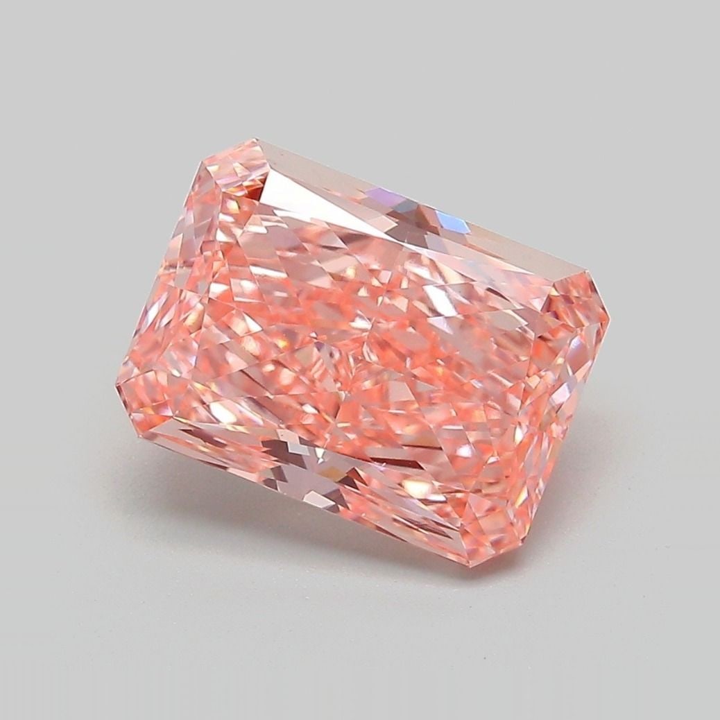 Loose Diamond - RADIANT 3.74ct Fancy Vivid Pink VS1: Loose Diamond - RADIANT 3.74ct Fancy Vivid Pink VS1 Source: This is a real non-mined Diamond that has been grown in a lab Shape: RADIANT Carats: 3.74 Color: Fancy Vivid Pink Certification: IGI Video: