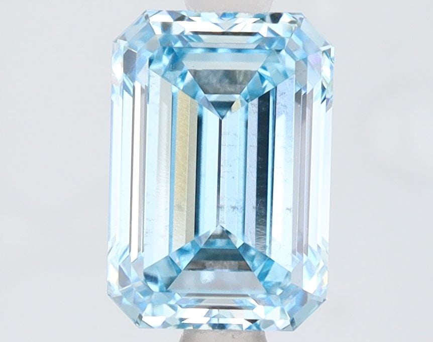 Loose Diamond - EMERALD 2.05ct Fancy Intense Blue VS2: Loose Diamond - EMERALD 2.05ct Fancy Intense Blue VS2 Source: This is a real non-mined Diamond that has been grown in a lab Shape: EMERALD Carats: 2.05 Color: Fancy Intense Blue Certification: IGI Vid