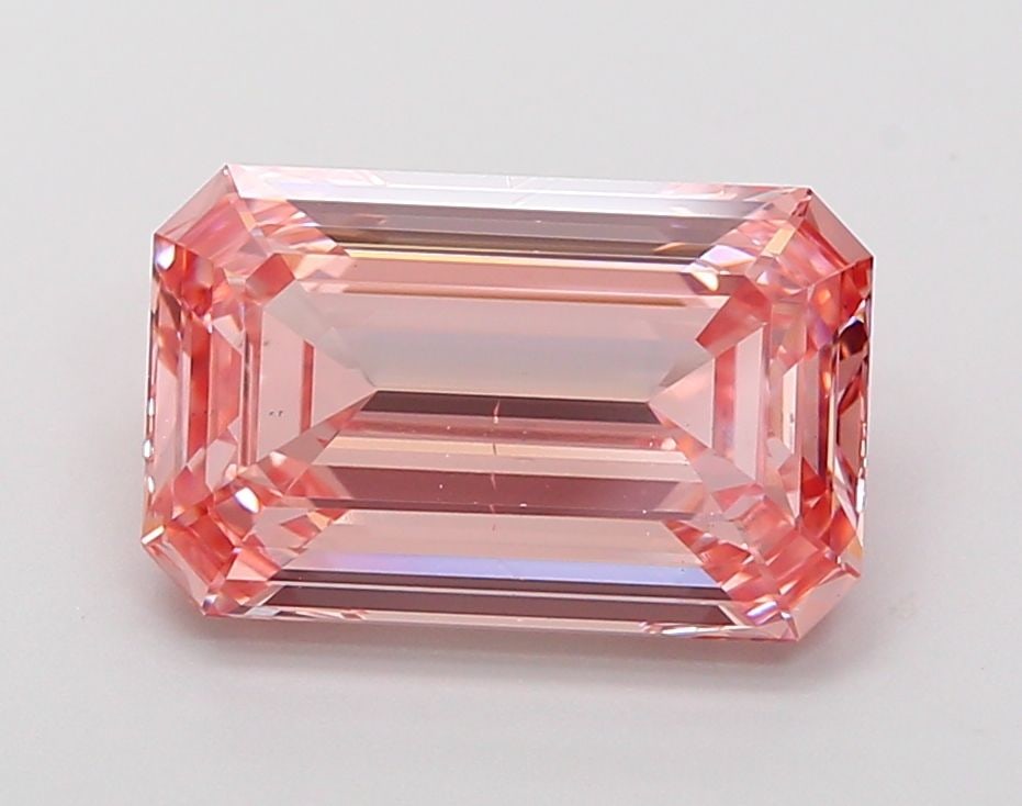 Loose Diamond - EMERALD 4.55ct Fancy Intense Pink VS2: Loose Diamond - EMERALD 4.55ct Fancy Intense Pink VS2 Source: This is a real non-mined Diamond that has been grown in a lab Shape: EMERALD Carats: 4.55 Color: Fancy Intense Pink Certification: IGI Vid