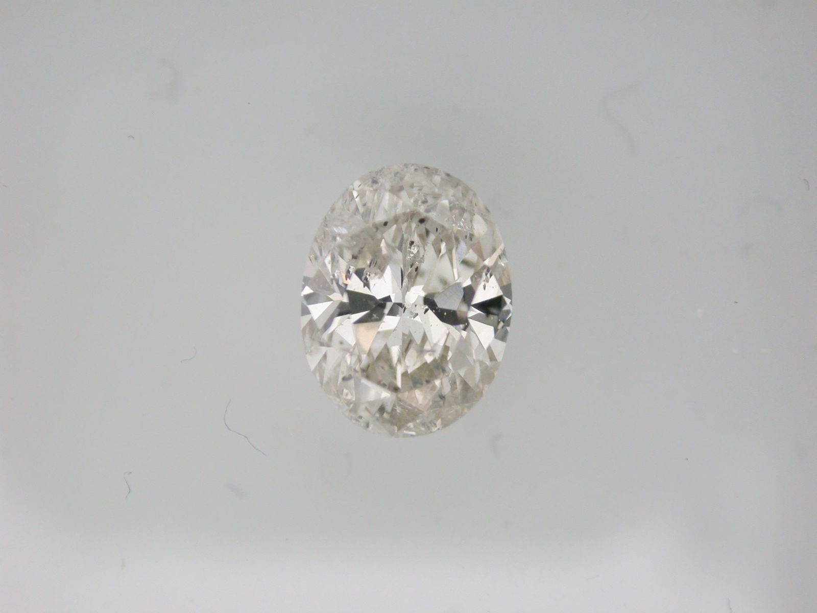 Loose Diamond - OVAL 1.64ct J I1: Loose Diamond - OVAL 1.64ct J I1 Source: Natural Shape: OVAL Carats: 1.64 Color: J Clarity: I1 Certification: NONE Video: