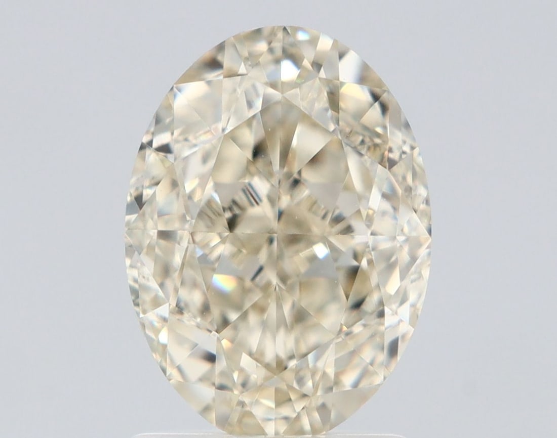 Loose Diamond - OVAL 2.01ct O-P VVS2: Loose Diamond - OVAL 2.01ct O-P VVS2 Source: Natural Shape: OVAL Carats: 2.01 Color: O-P Certification: GIA Video: