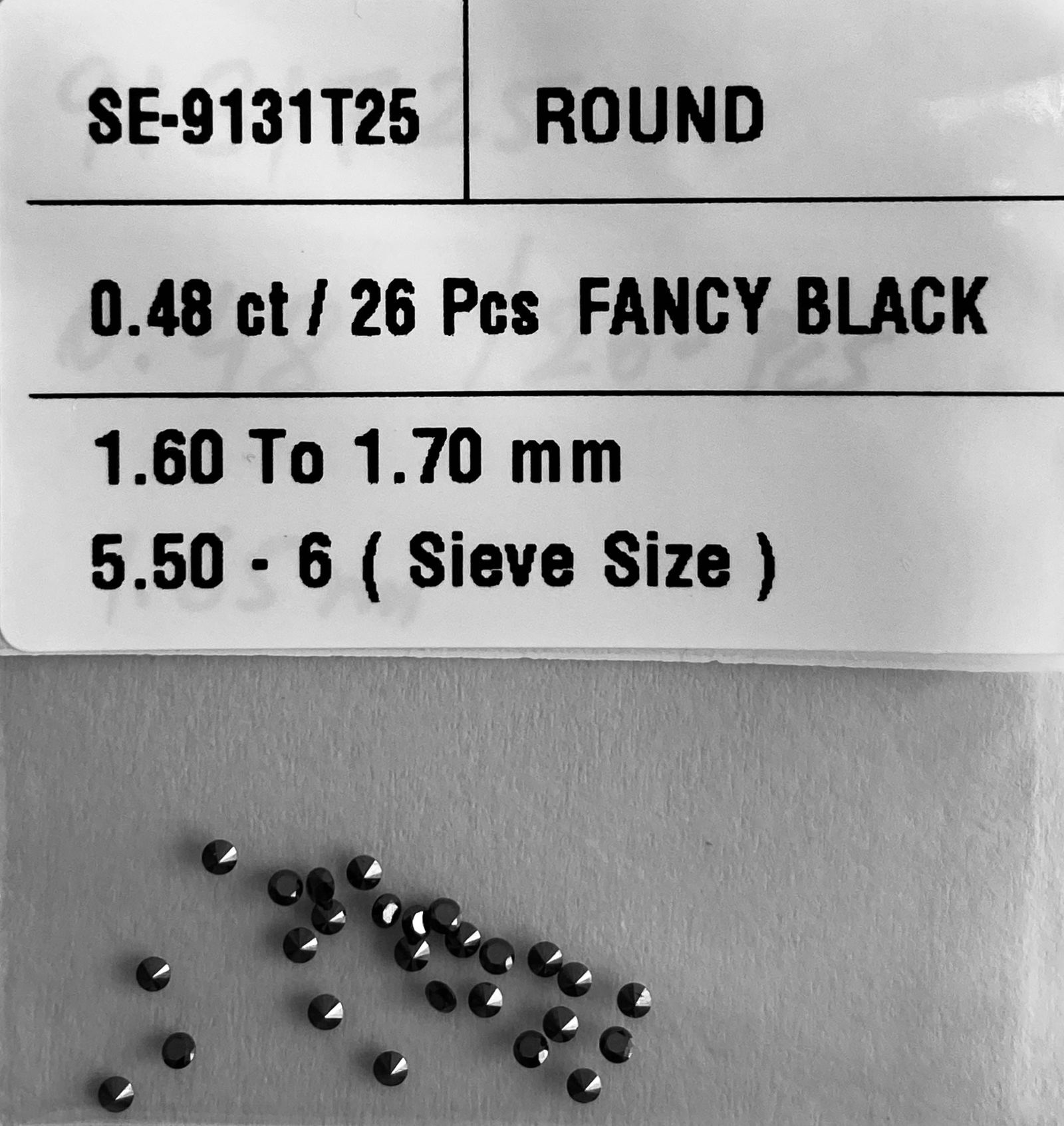 Loose Diamond - ROUND 0.48ct Fancy Black VVS2: Loose Diamond - ROUND 0.48ct Fancy Black VVS2 Source: Natural Shape: ROUND Carats: 0.48 Color: Fancy Black Certification: NONE The Diamond Depot Guarantee: All items in this auction are guaranteed to