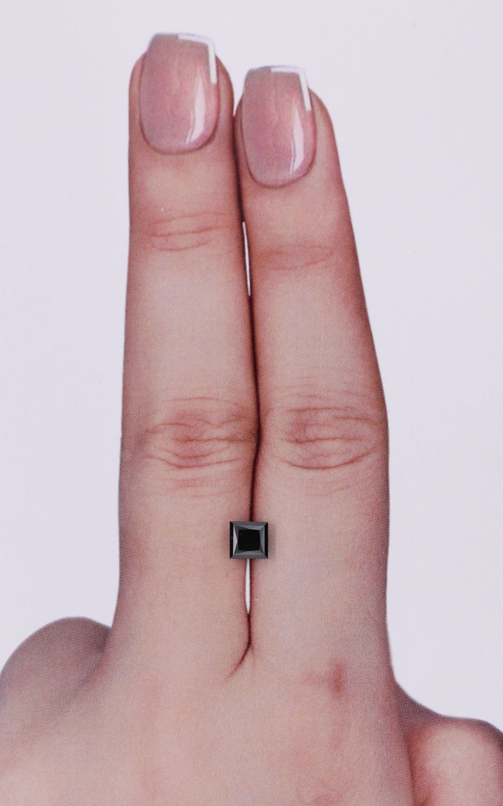 Loose Diamond - PRINCESS 0.63ct Fancy Black VVS2: Loose Diamond - PRINCESS 0.63ct Fancy Black VVS2 Source: Natural Shape: PRINCESS Carats: 0.63 Color: Fancy Black Certification: GIA Video: