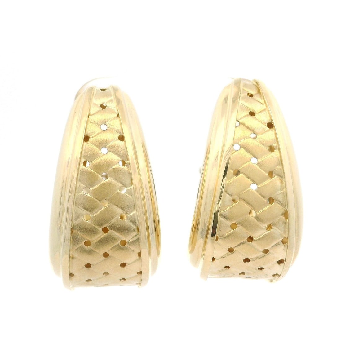 Omega 14k Yellow Gold Cuff Earrings Dual Finish Basket Weave: Omega 14k Yellow Gold Cuff Earrings Dual Finish Basket Weave These exquisite Italian cuff earrings are crafted from solid 14k yellow gold, featuring a stunning dual finish basket weave pattern that ad