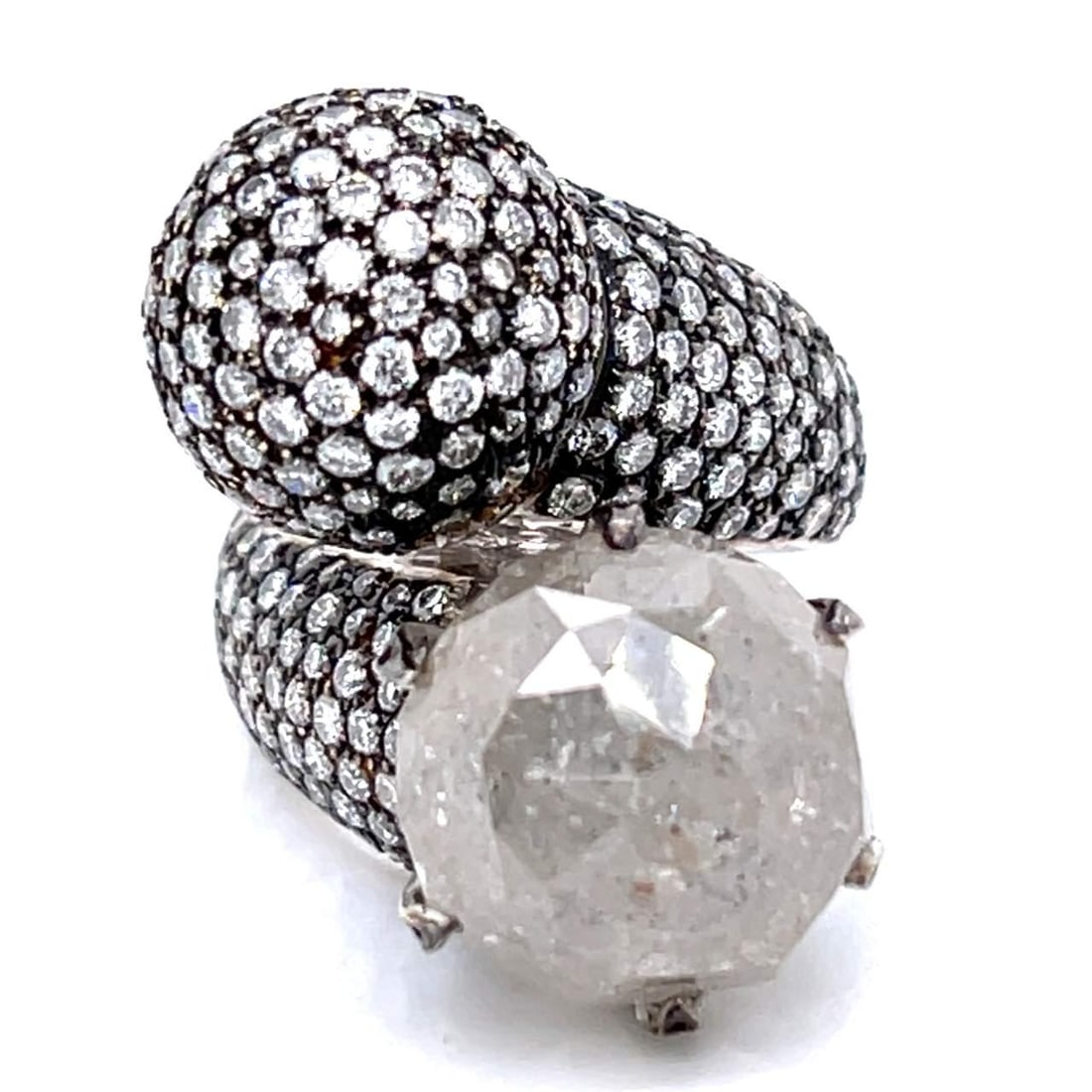 Stunning 18K White Gold 28 Ct Diamond Cocktail Ring (1 of 6)