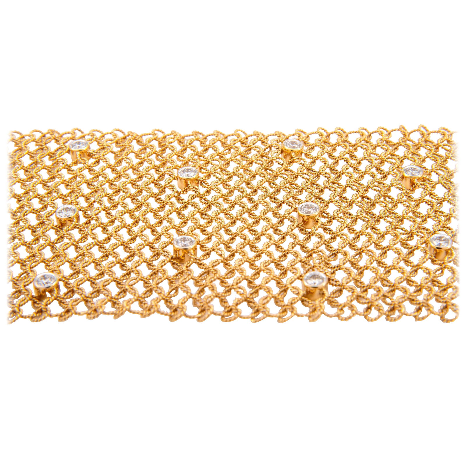 Italian 18k Yellow Gold Diamond Lace Bracelet 2.40ct GIA Appraisal: Italian 18k Yellow Gold Diamond Lace Bracelet 2.40ct GIA Appraisal This exquisite bracelet showcases the elegance of Italian craftsmanship, featuring a stunning design in 18k yellow gold adorned with