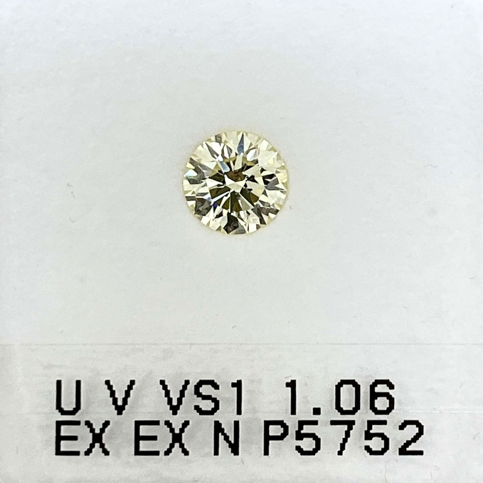 Loose Diamond - ROUND 1.06ct U-V VS1: Loose Diamond - ROUND 1.06ct U-V VS1 Source: Natural Shape: ROUND Carats: 1.06 Color: U-V Certification: GIA Video: