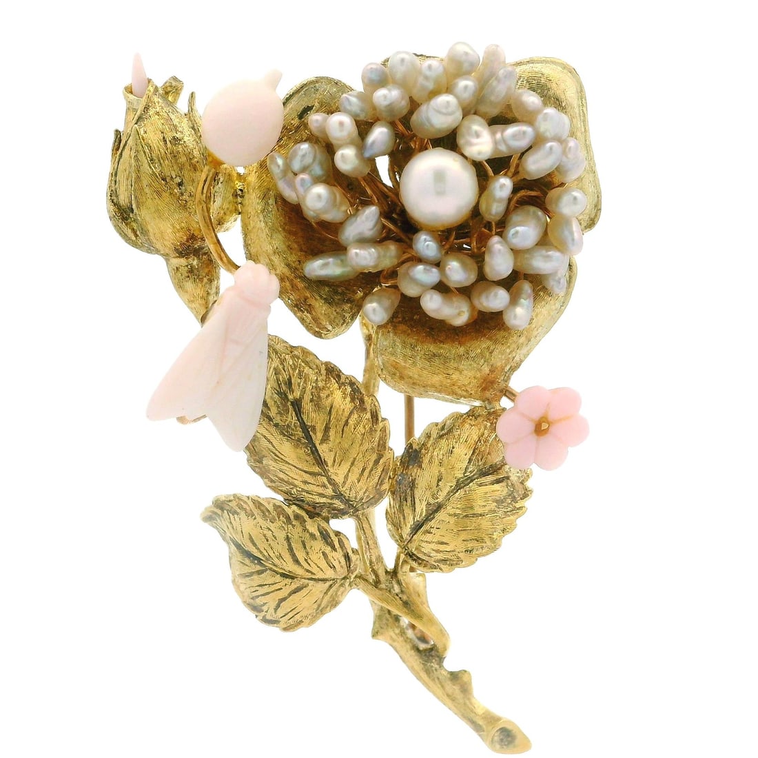Vintage 18K Yellow Gold Coral Pearl Flower Bee Brooch: Vintage 18K Yellow Gold Coral Pearl Flower Bee Brooch This exquisite vintage brooch showcases a beautifully carved flower and bee design, made from solid 14k yellow gold. The centerpiece features four