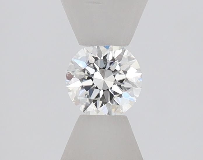 Loose Diamond - ROUND 0.19ct H VVS2: Loose Diamond - ROUND 0.19ct H VVS2 Source: Natural Shape: ROUND Carats: 0.19 Color: H Clarity: VVS2 Certification: GIA The Diamond Depot Guarantee: All items in this auction are guaranteed to be