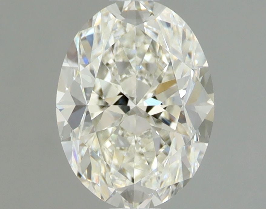Loose Diamond - OVAL 0.9ct J VS2: Loose Diamond - OVAL 0.9ct J VS2 Source: Natural Shape: OVAL Carats: 0.9 Color: J Clarity: VS2 Certification: GIA Video: