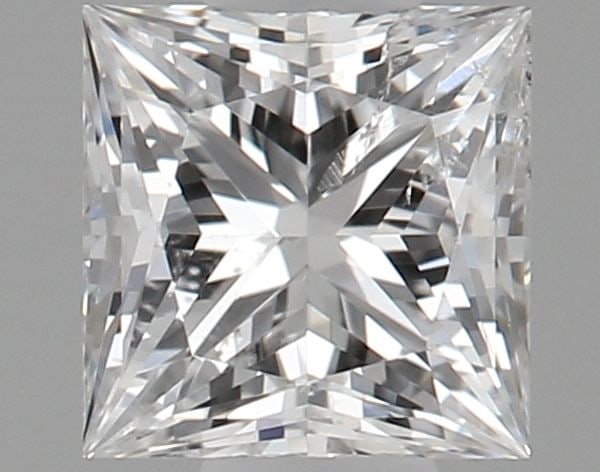 Loose Diamond - PRINCESS 0.31ct E SI2: Loose Diamond - PRINCESS 0.31ct E SI2 Source: Natural Shape: PRINCESS Carats: 0.31 Color: E Clarity: SI2 Certification: GSI The Diamond Depot Guarantee: All items in this auction are guaranteed to be