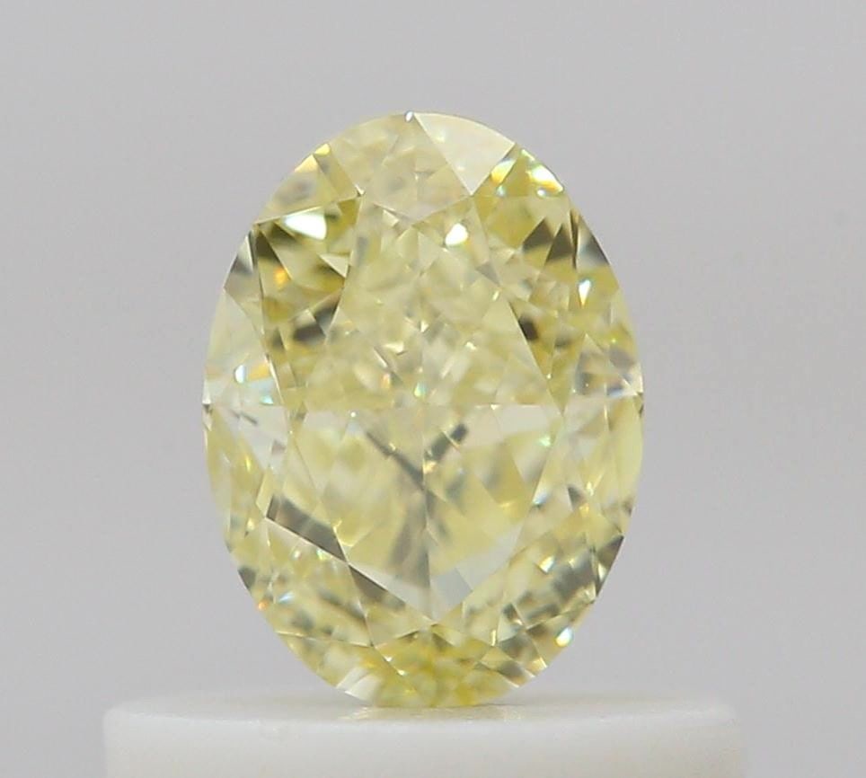 Loose Diamond - OVAL 0.55ct Fancy Yellow VVS1: Loose Diamond - OVAL 0.55ct Fancy Yellow VVS1 Source: Natural Shape: OVAL Carats: 0.55 Color: Fancy Yellow Certification: GIA Video: