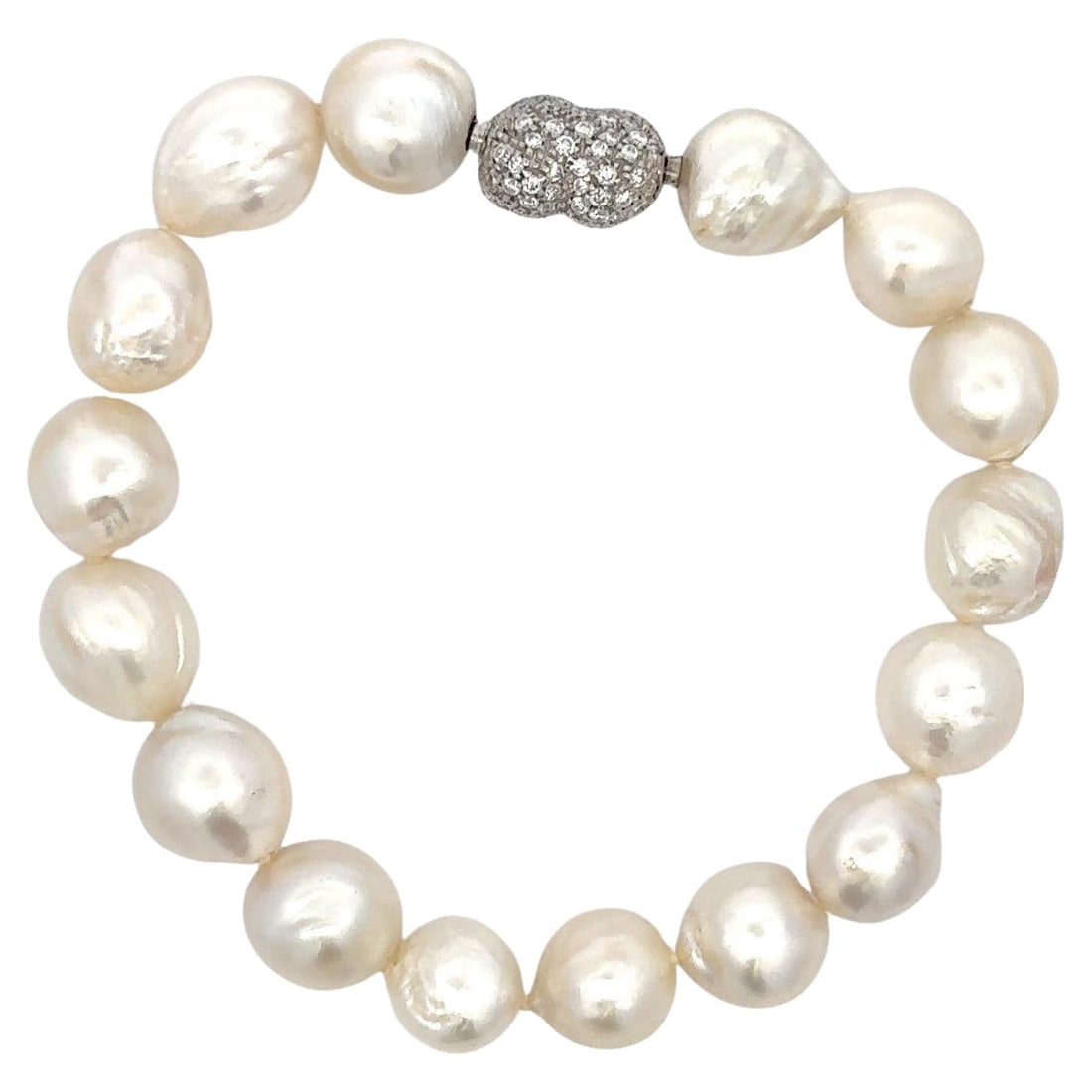 Harbor Diamonds South Sea Pearl Diamond Bracelet Platinum 1.50 Carats: Harbor Diamonds South Sea Pearl Diamond Bracelet Platinum 1.50 Carats This exquisite bracelet features a luxurious strand of sixteen Australian South Sea pearls, each measuring between 13-15 mm, elega