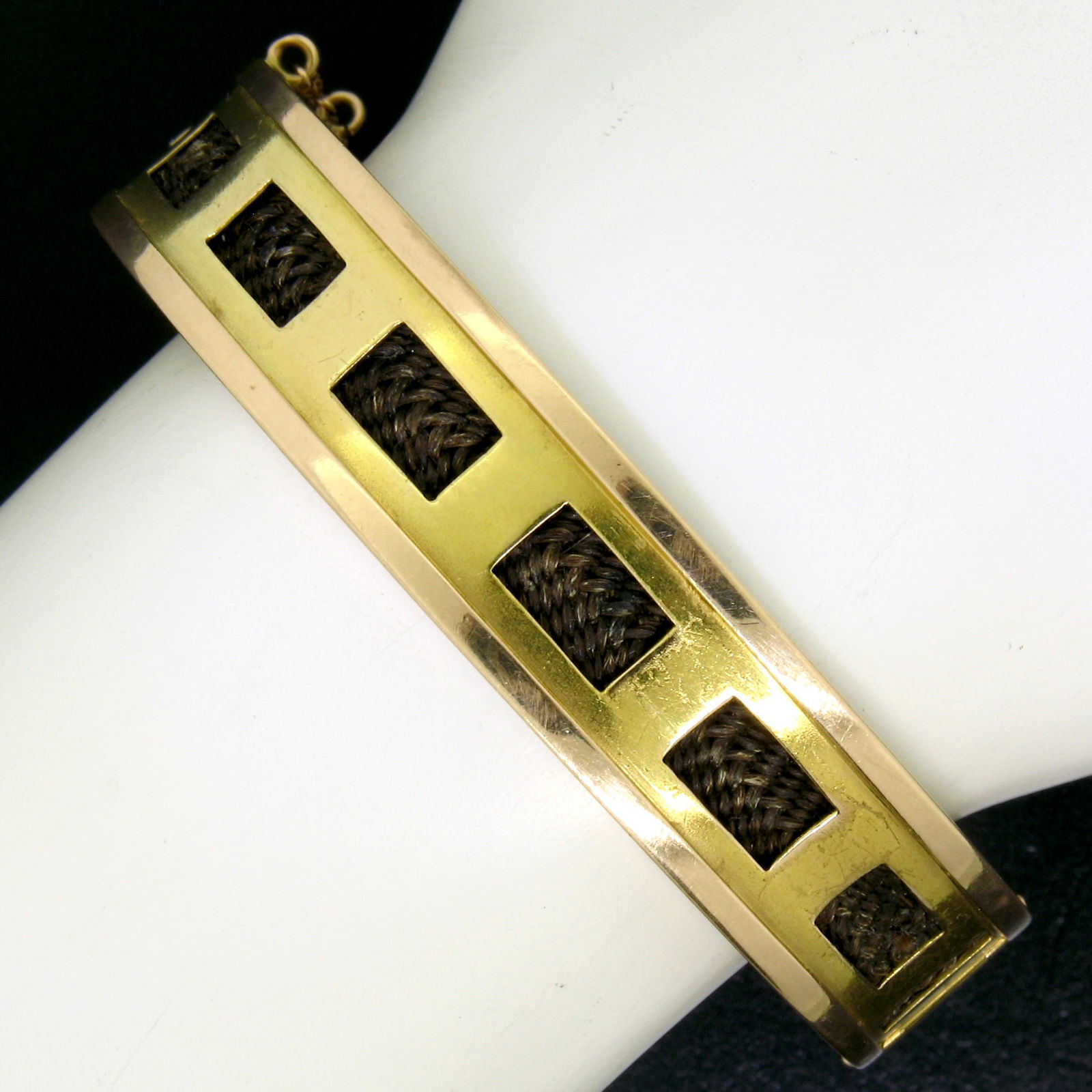 Victorian 14K Green Rose Gold Mourning Hair Bangle Bracelet: Victorian 14K Green Rose Gold Mourning Hair Bangle Bracelet This exquisite antique Victorian bangle bracelet is a rare find, crafted from solid 14K rose and green gold. The bracelet features a unique